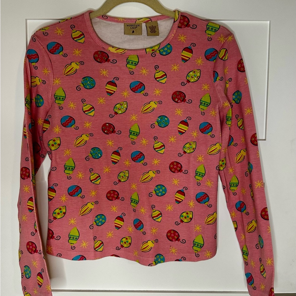 Women’s Christmas shirt with beaded detail